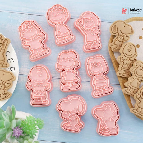 Snoopy Cartoon Theme Cookie Cutter & Embosser Set | 8 Piece | Pack of 1
