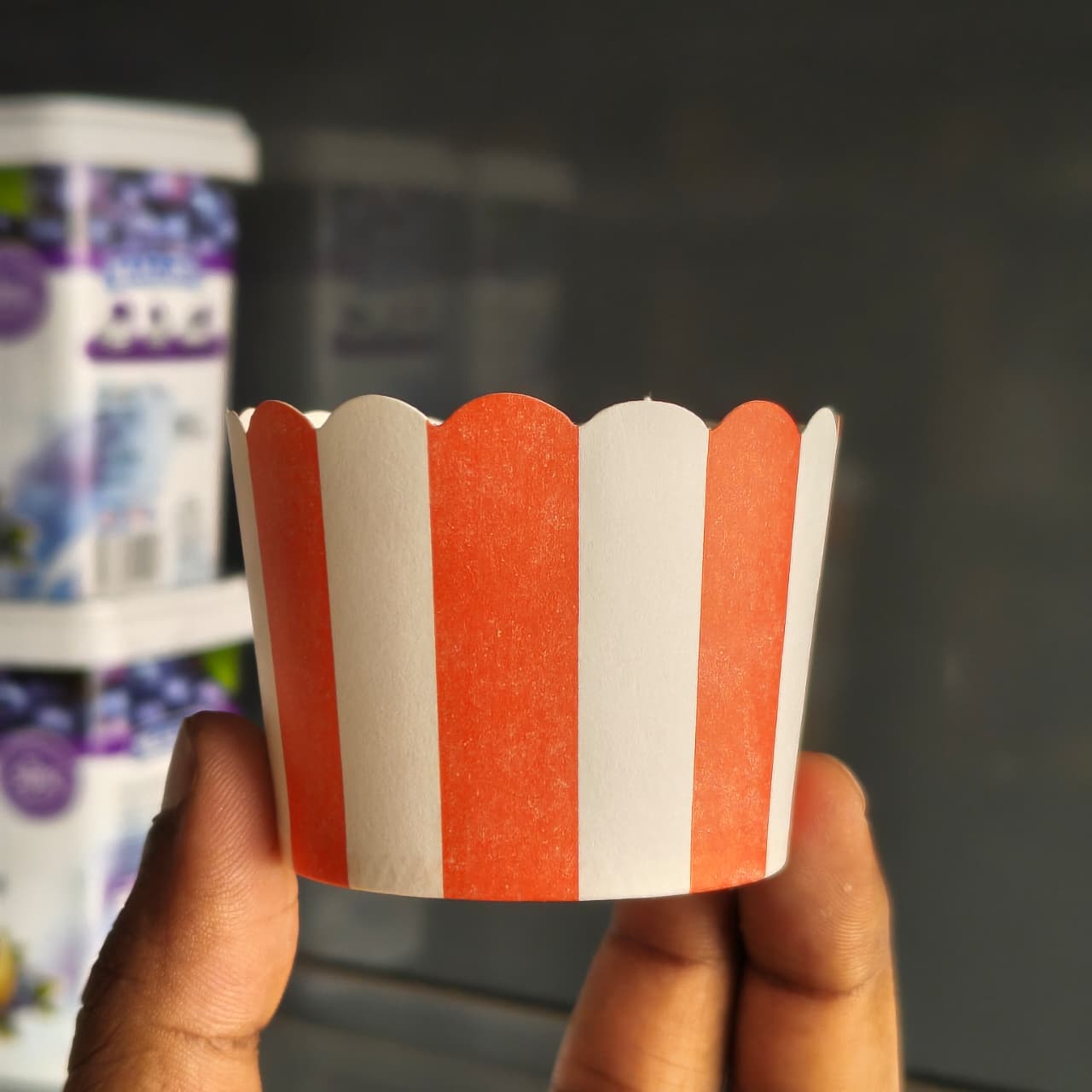 5 Cm | Striped Scallop Edge Cupcake Liners | Paper Cupcake Baking Cups | Pack of 50