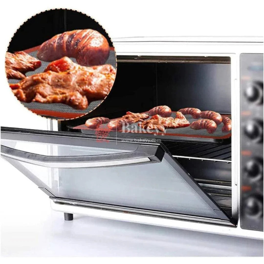 black-silicone-mat-silicone-baking-mat-silicone-cookie-sheet-nonstick-tasteless-for-chocolate-pudding-fruit-pie-for-making-cake-pizza-fondant-cake-bakeyy-com-3 - Bakeyy.com