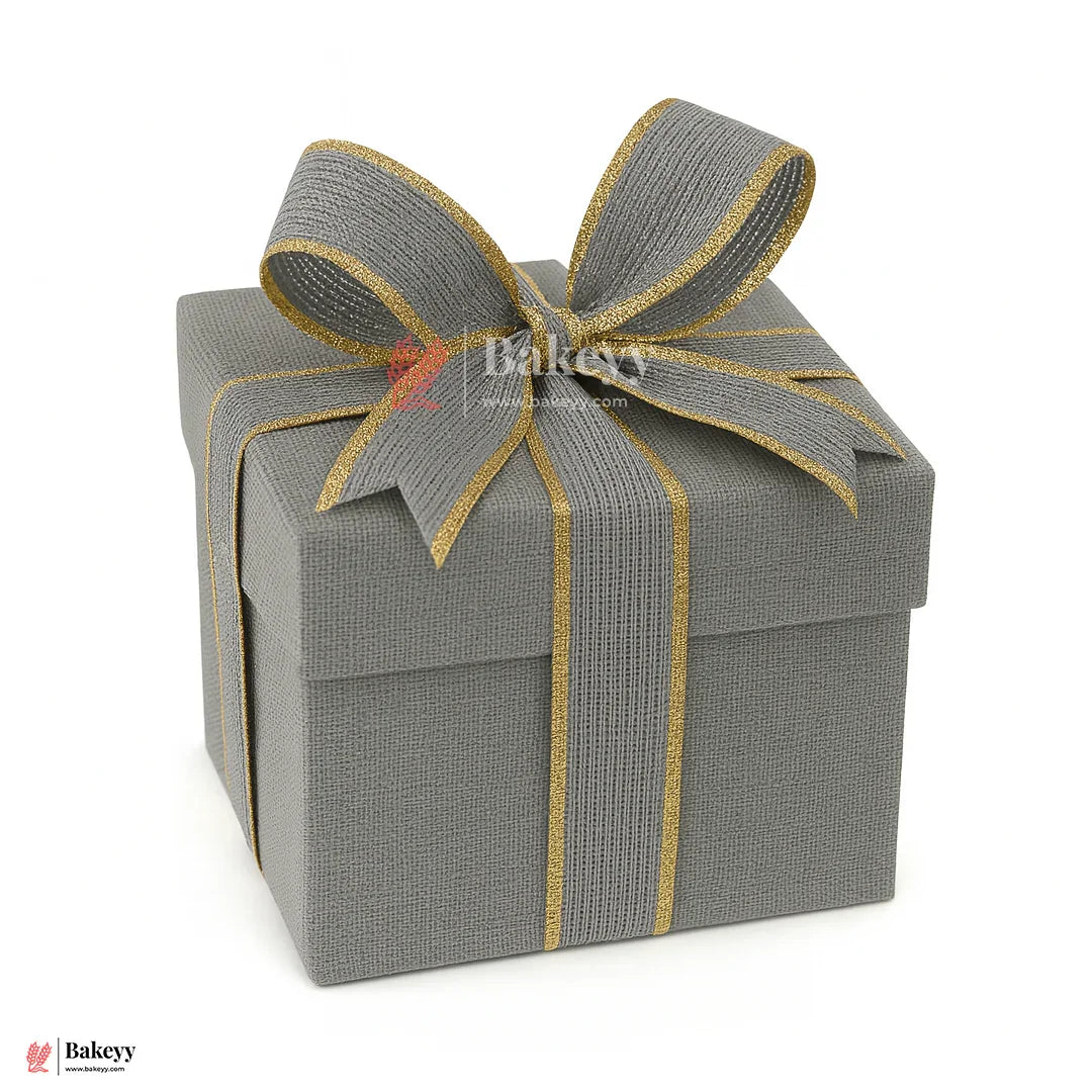 343 | Elastic Grey Ribbon with Gold Borders – 3cm | 18 Meter Roll