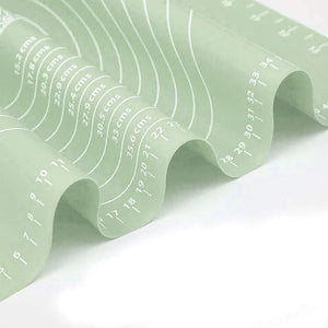grey-silicone-baking-mat-non-stick-fondant-rolling-mat-silicone-kneading-bakeyy-com-4 - Bakeyy.com