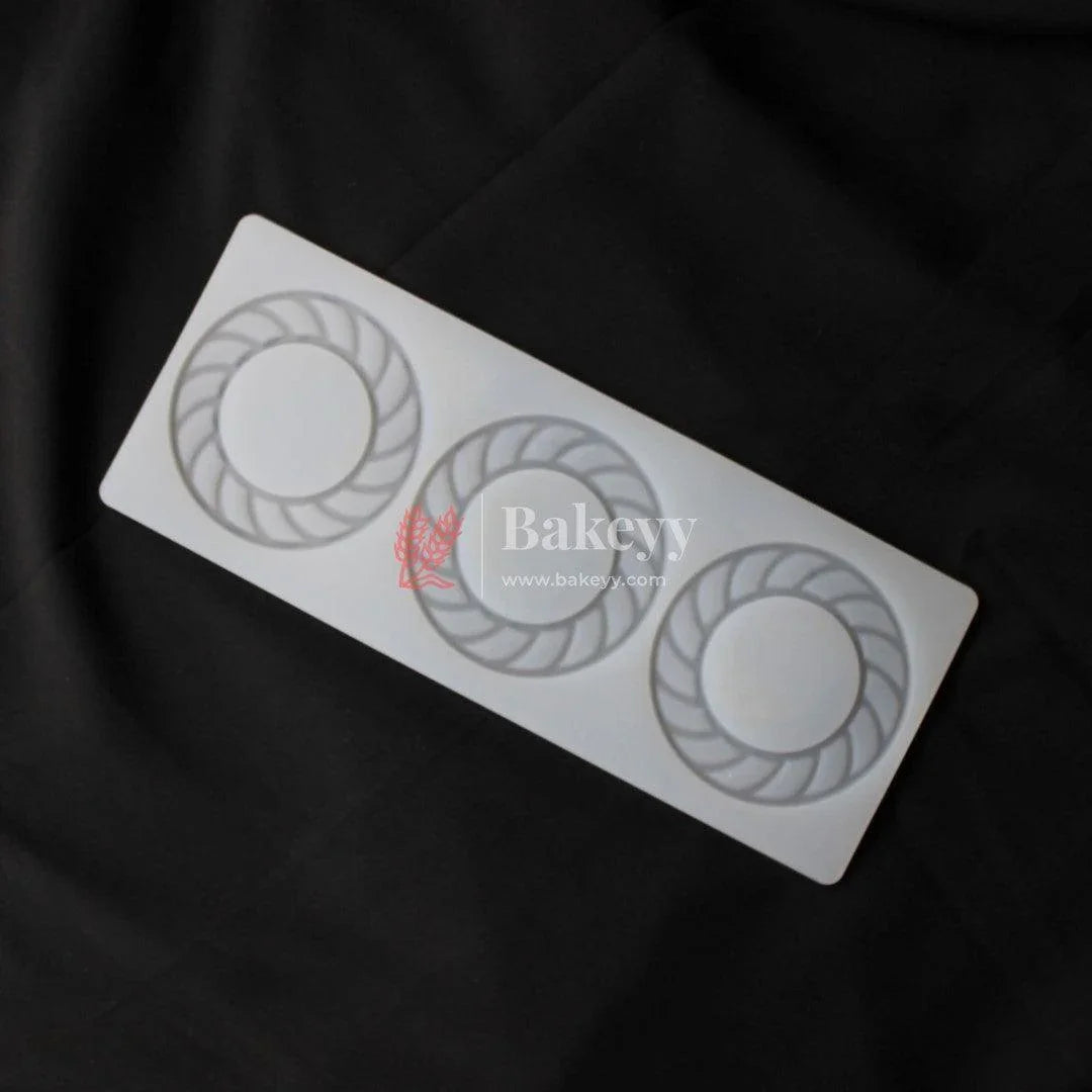 round-designer-3-cavity-garnishing-chocolate-mould-bakeyy-com-1 - Bakeyy.com