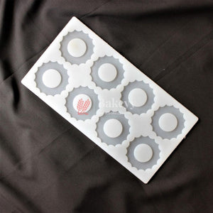 round-designer-8-cavity-garnishing-chocolate-mould-bakeyy-com-1 - Bakeyy.com