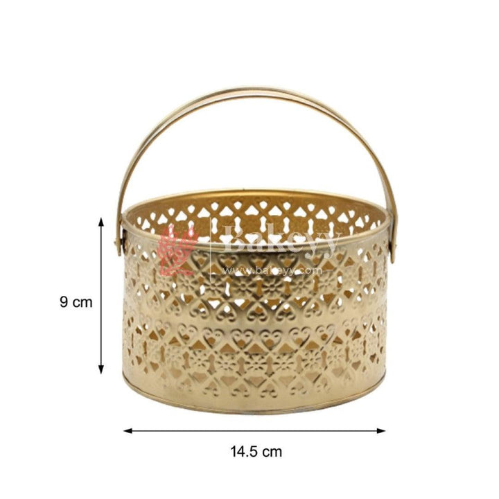 Small Decorative Gold Metal Hamper Basket For Gifting Circle - Bakeyy.com